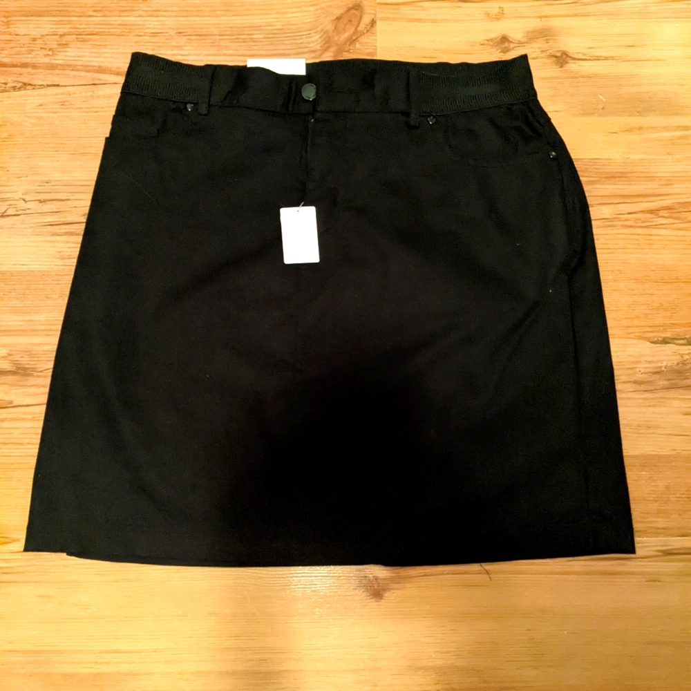 Tag zip up button midi skirt